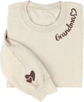 Mama Embroidered Crewneck Sweatshirt, Mama Neckline Sweater with Heart on Sleeve, Mama Pullover Size M-4XL