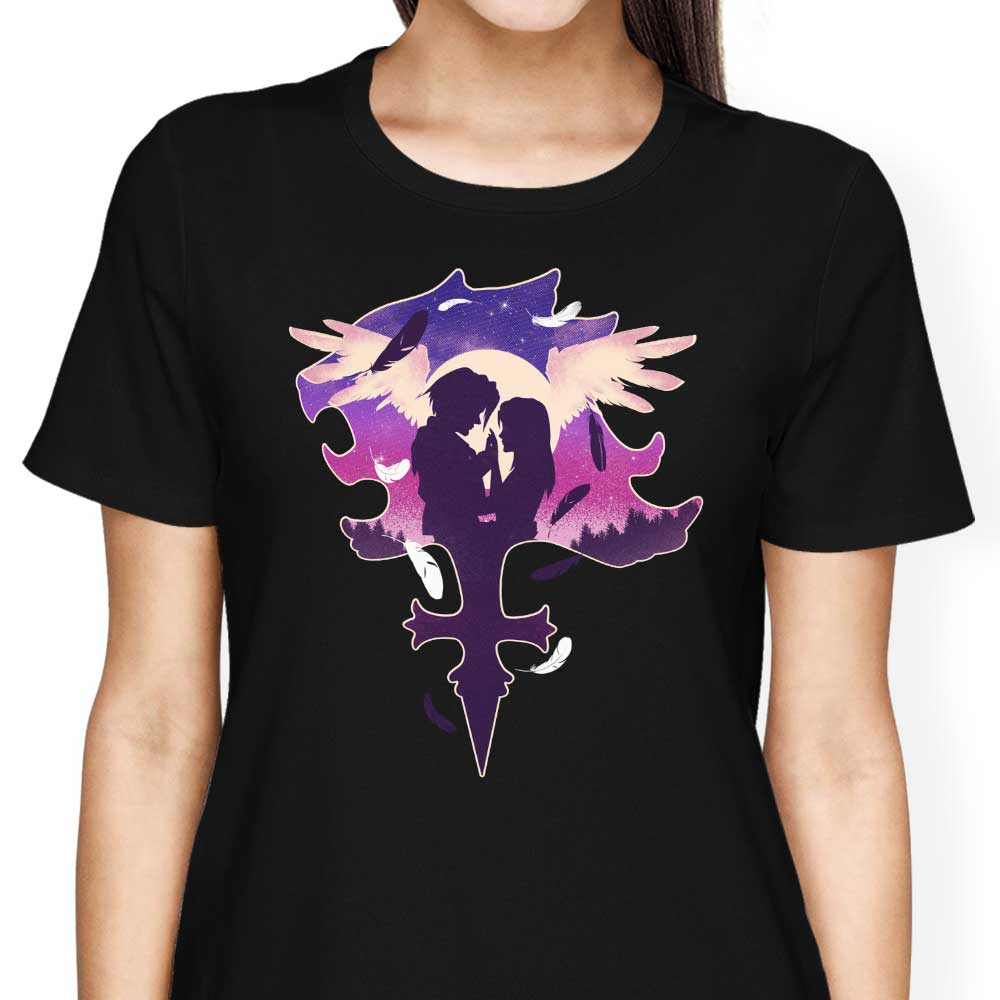Eyes on Me - Women's Apparel