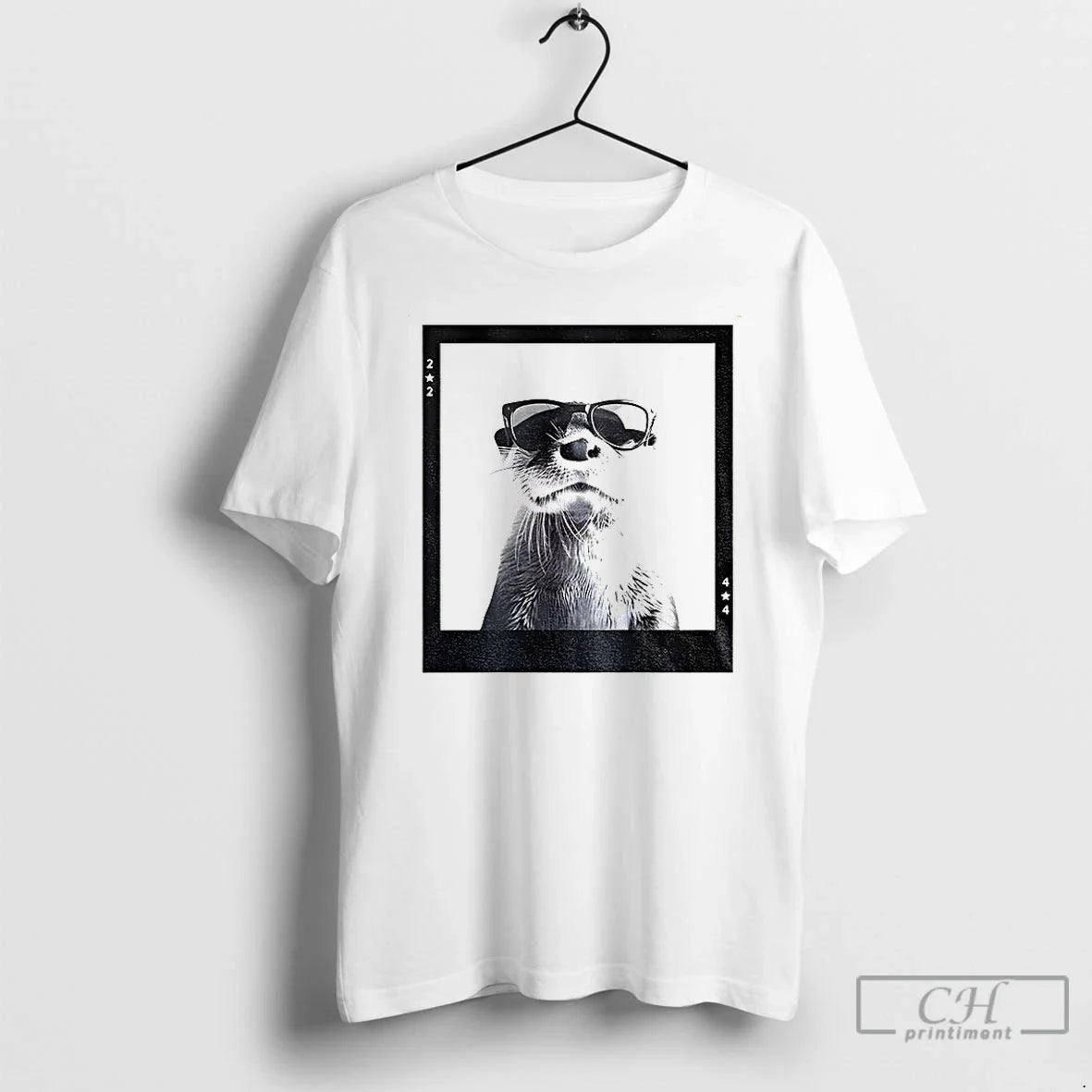 Premium Otter Wearing Glasses Photo Funny Meme T Shirts