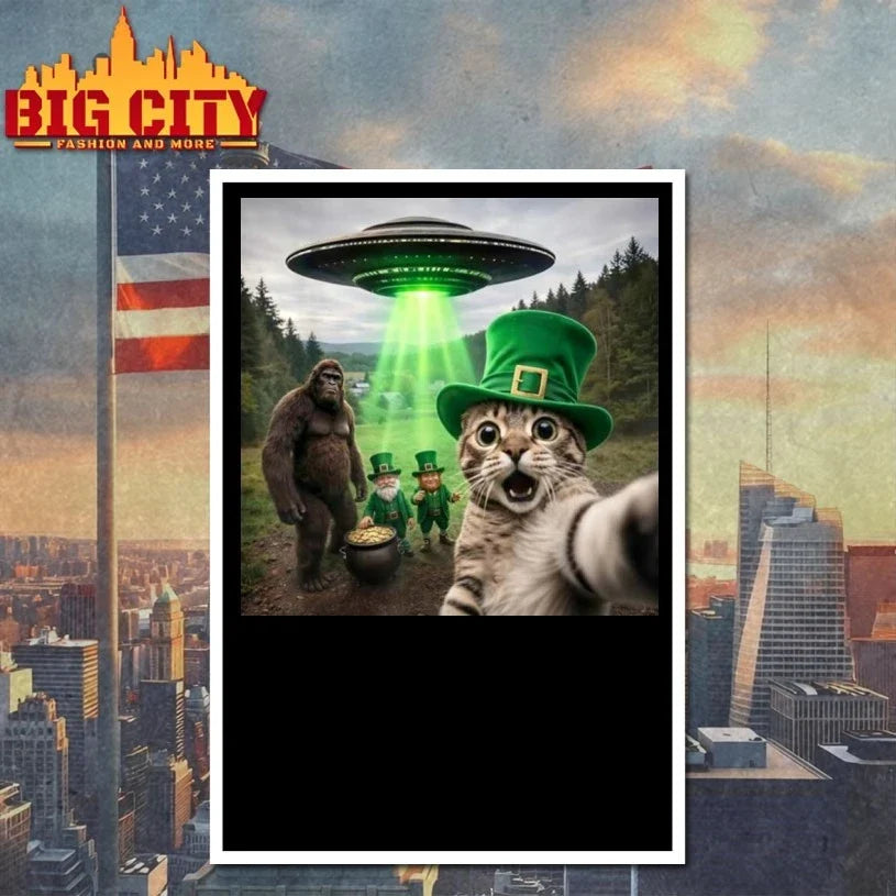 St. Patrick’s Day Funny Cat Selfie Unisex