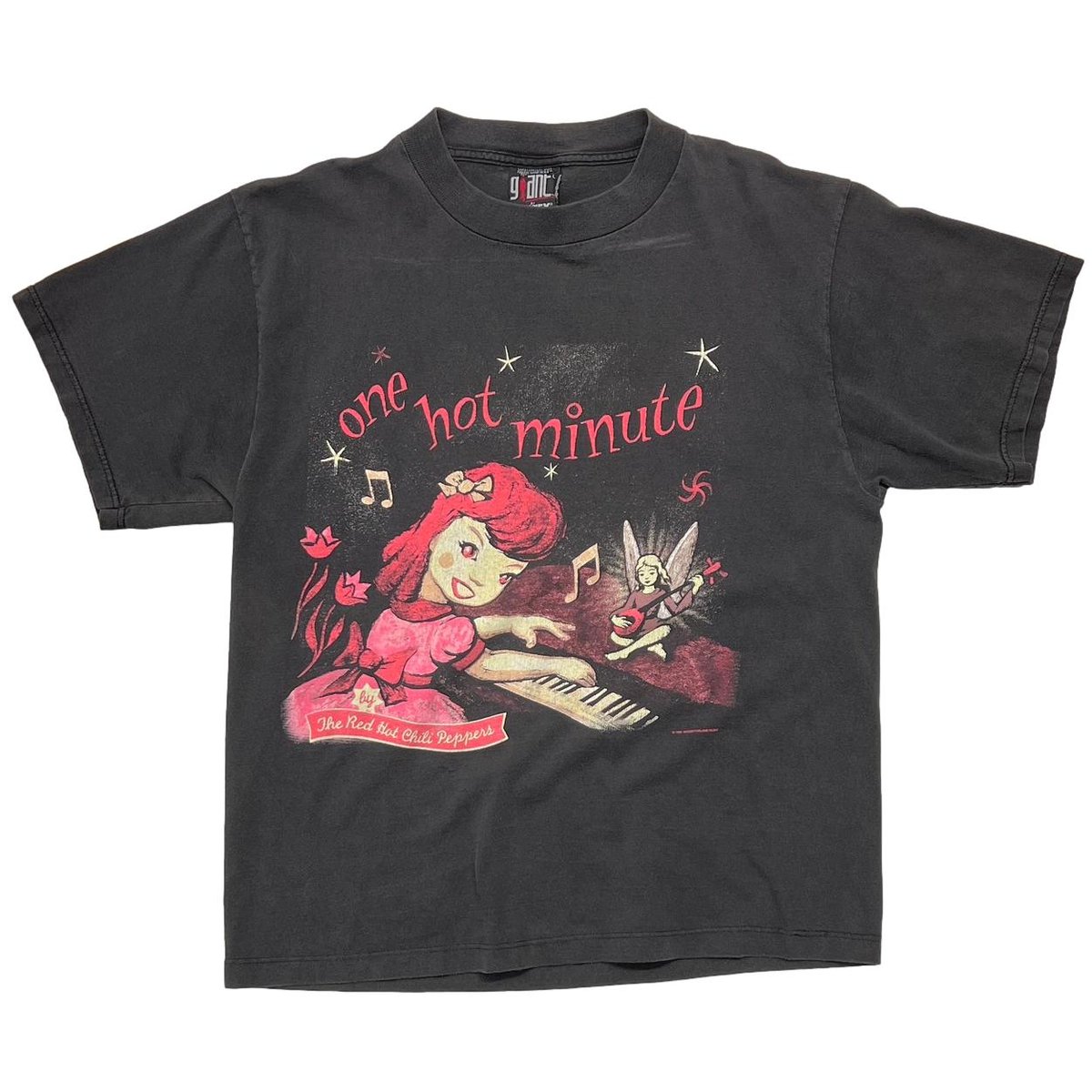 RED HOT CHILI PEPPERS 1995 ONE HOT MINUTE GIANT by TULTEX LARGE 2409