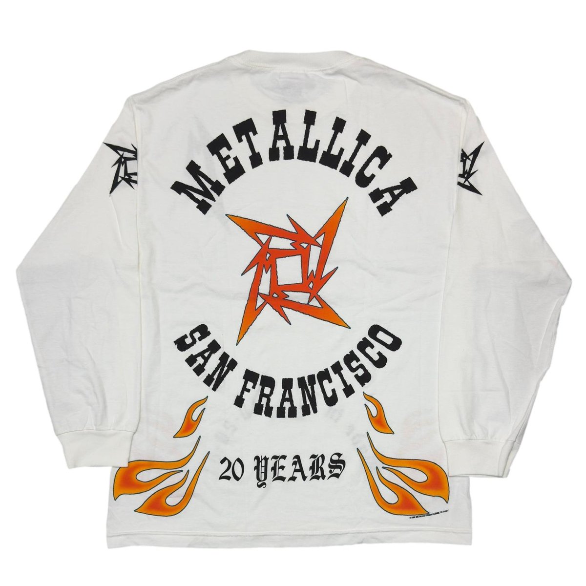 METALLICA 2001 20 YEARS FLAME LS WHITE ALSTYLE LARGE 3361