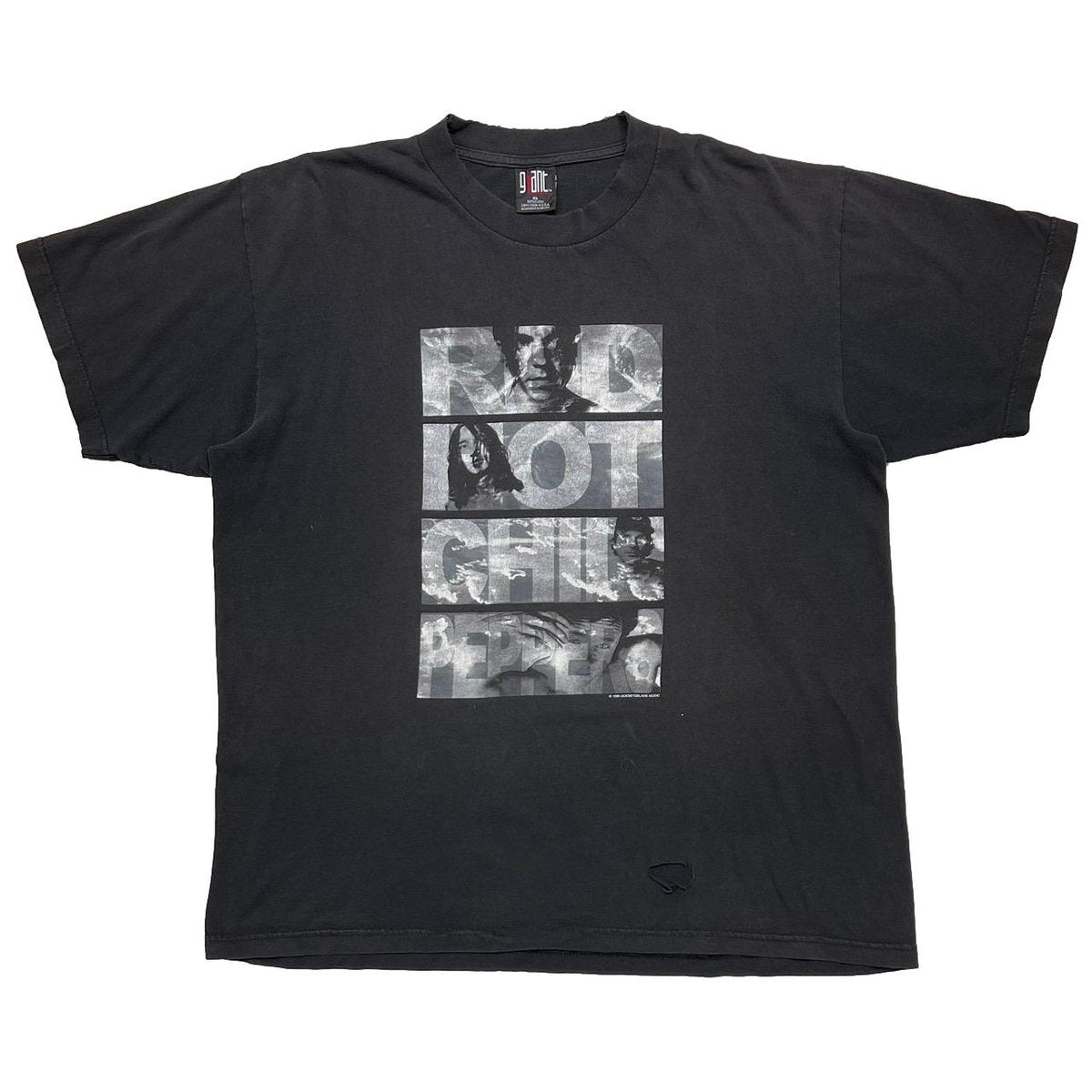 RED HOT CHILI PEPPERS CALIFORNICATION MONOCHROME MEMBER GIANT XL 5826