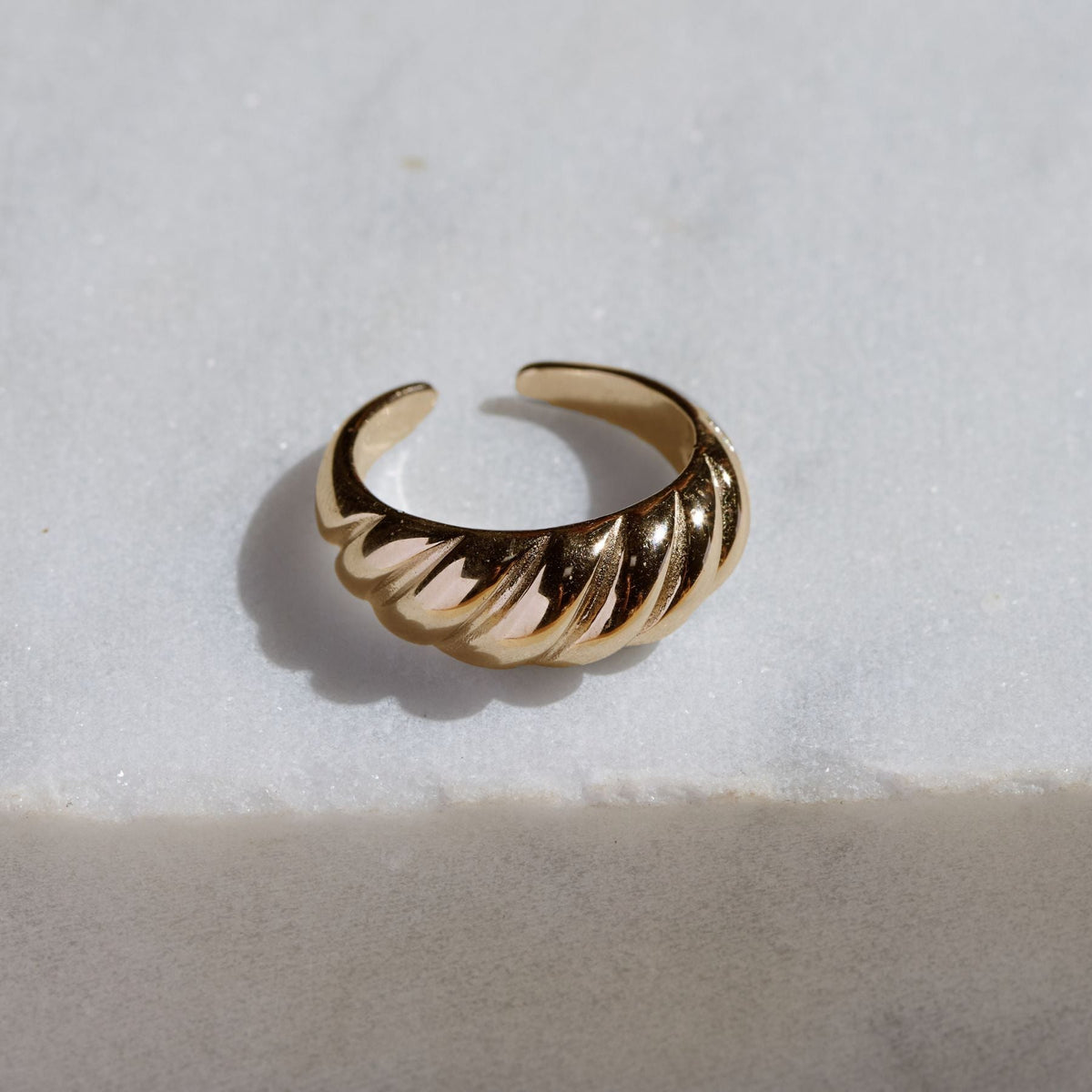 Gold DNA Twist Ring