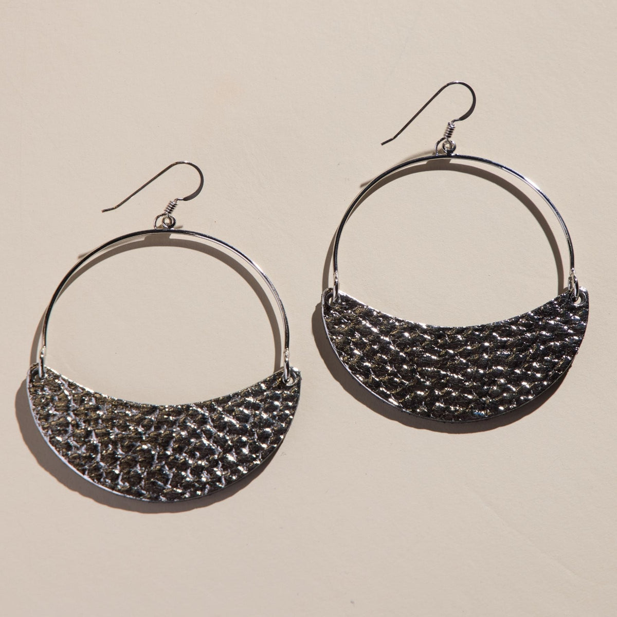 Hammered Silver Asters