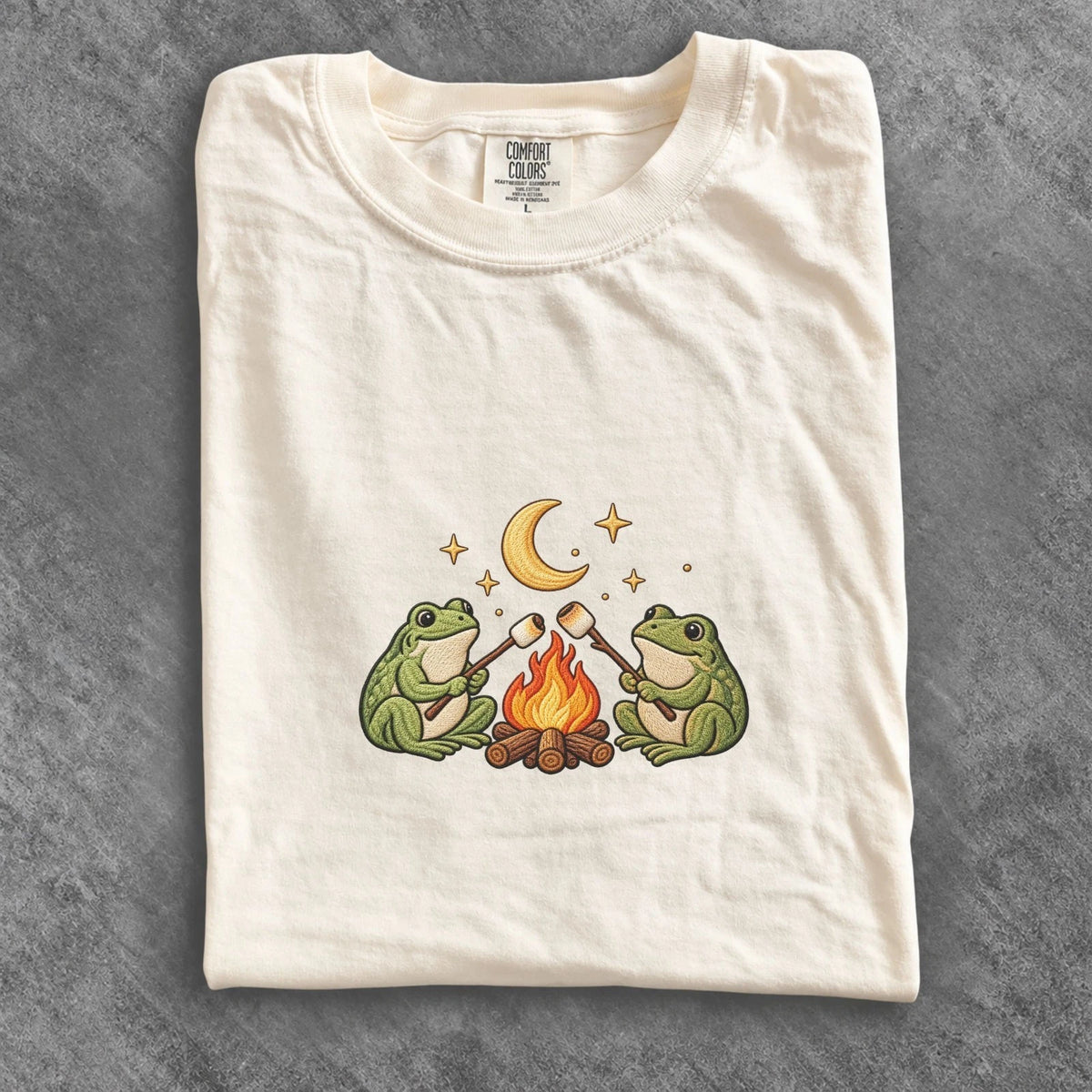 Frog Camping T-Shirt – Campfire Marshmallow Moon – Cute Outdoor Nature Tee