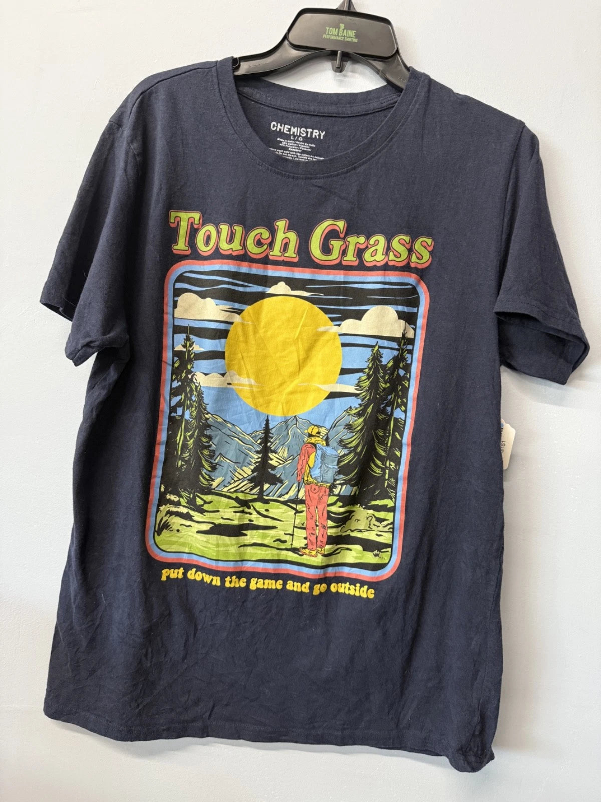 Chemistry Mens Overture Short Sleeve Touch Grass Graphic T-Shirt Size Large