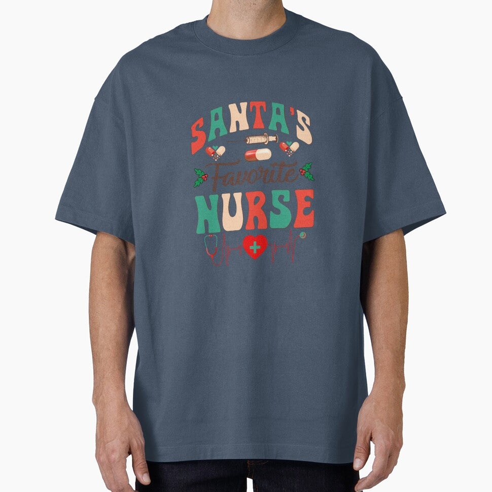 Santas Favorite Nurse T-shirt essentiel by Lmaf77