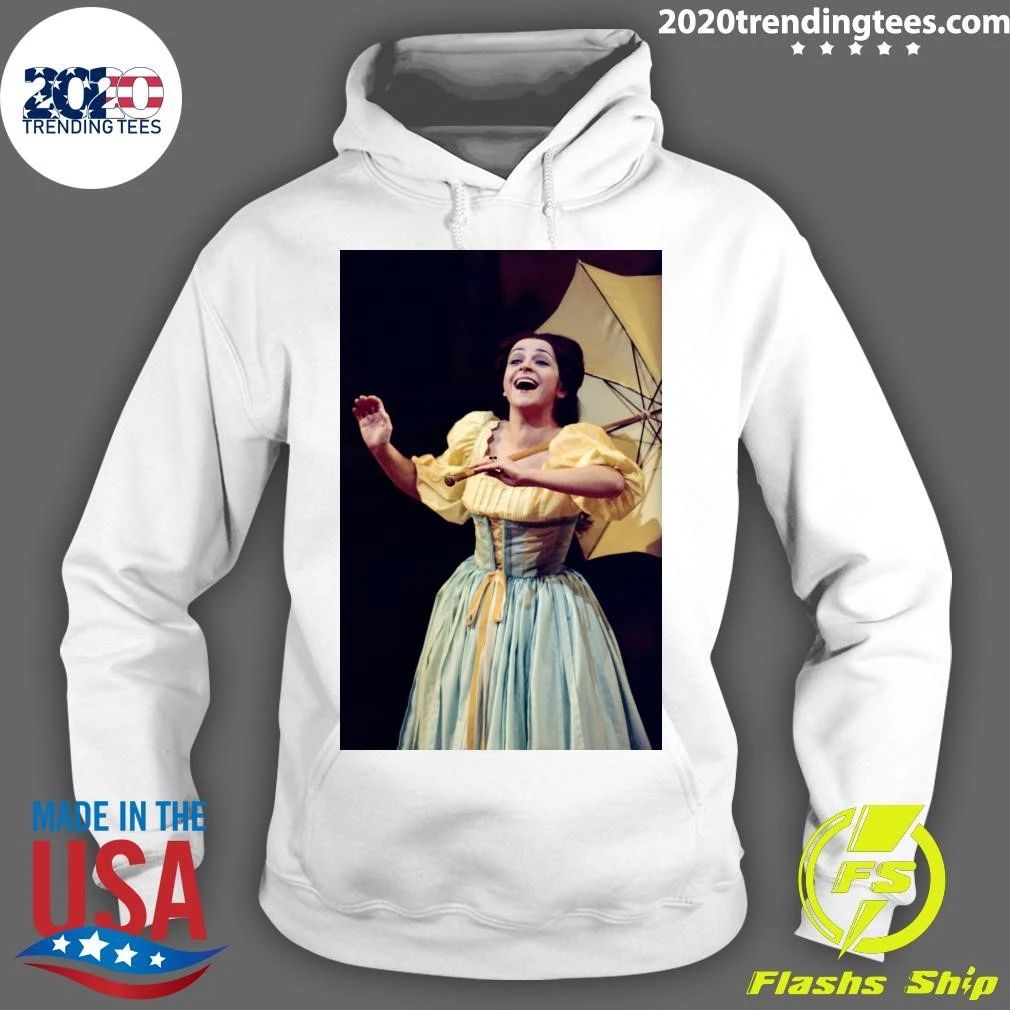 Ileana Cotrubas, Sensitive Soprano Known for Traviata Dies at 87 Shirt