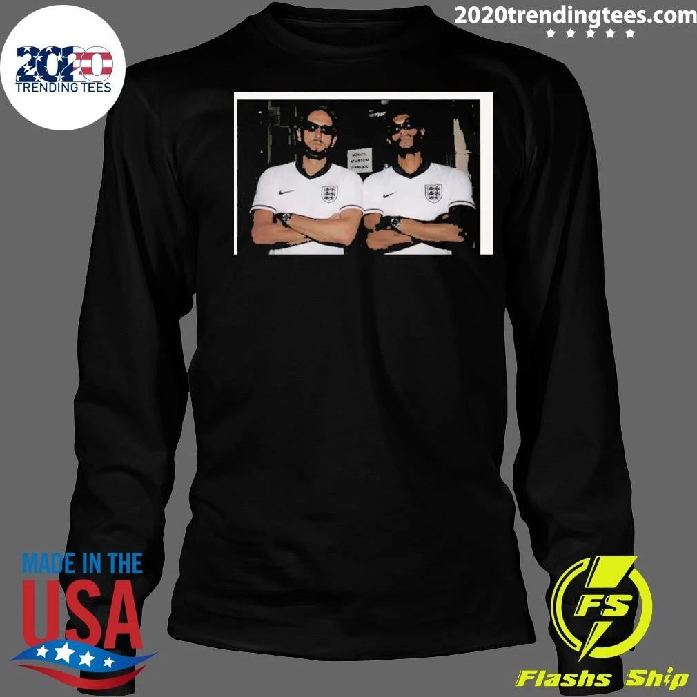 Jude Bellingham and Harry Kane wearing glass England Soccer World Cup 2026 shirt