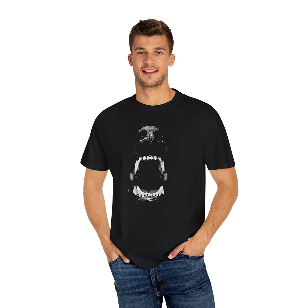 Vintage Doberman Teeth Retro .
