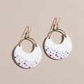 White Supernovas Sparkle Ninas